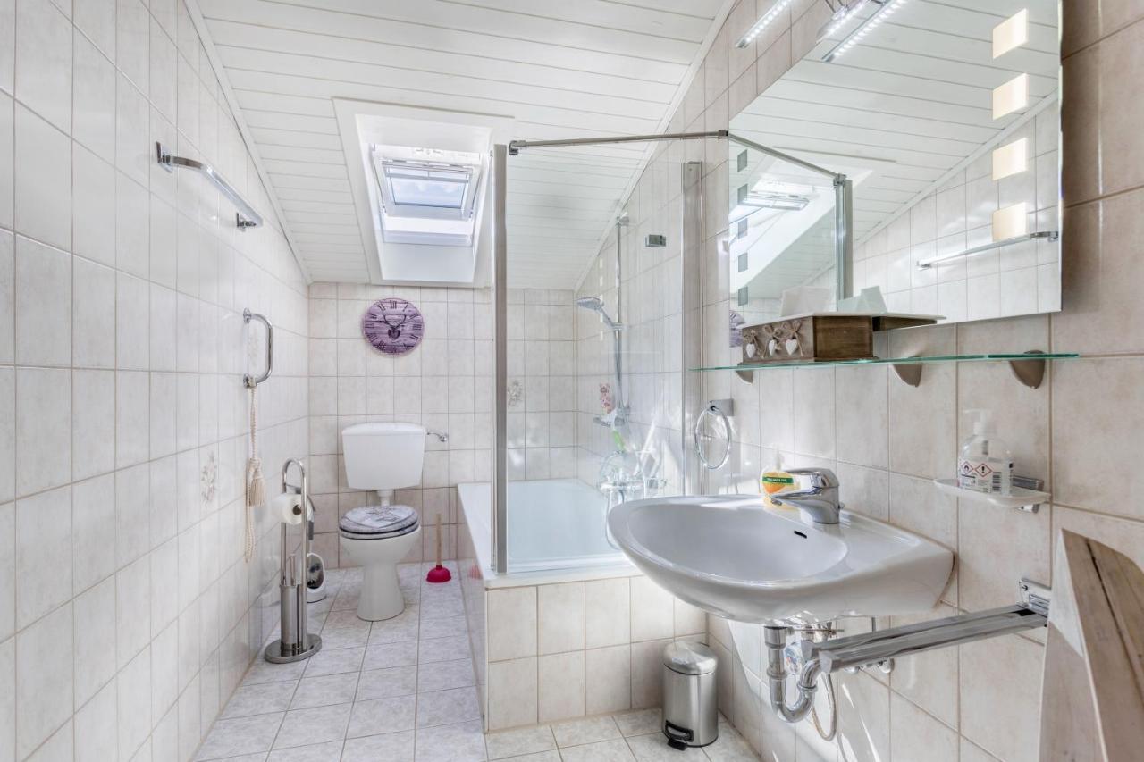 Appartement Zwischen Chiemsee Und Bergen Dg Bernau am Chiemsee